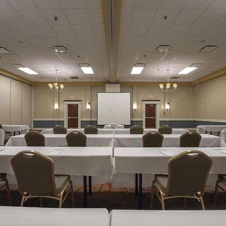 הנרייטה Rit Inn & Conference Center מראה חיצוני תמונה