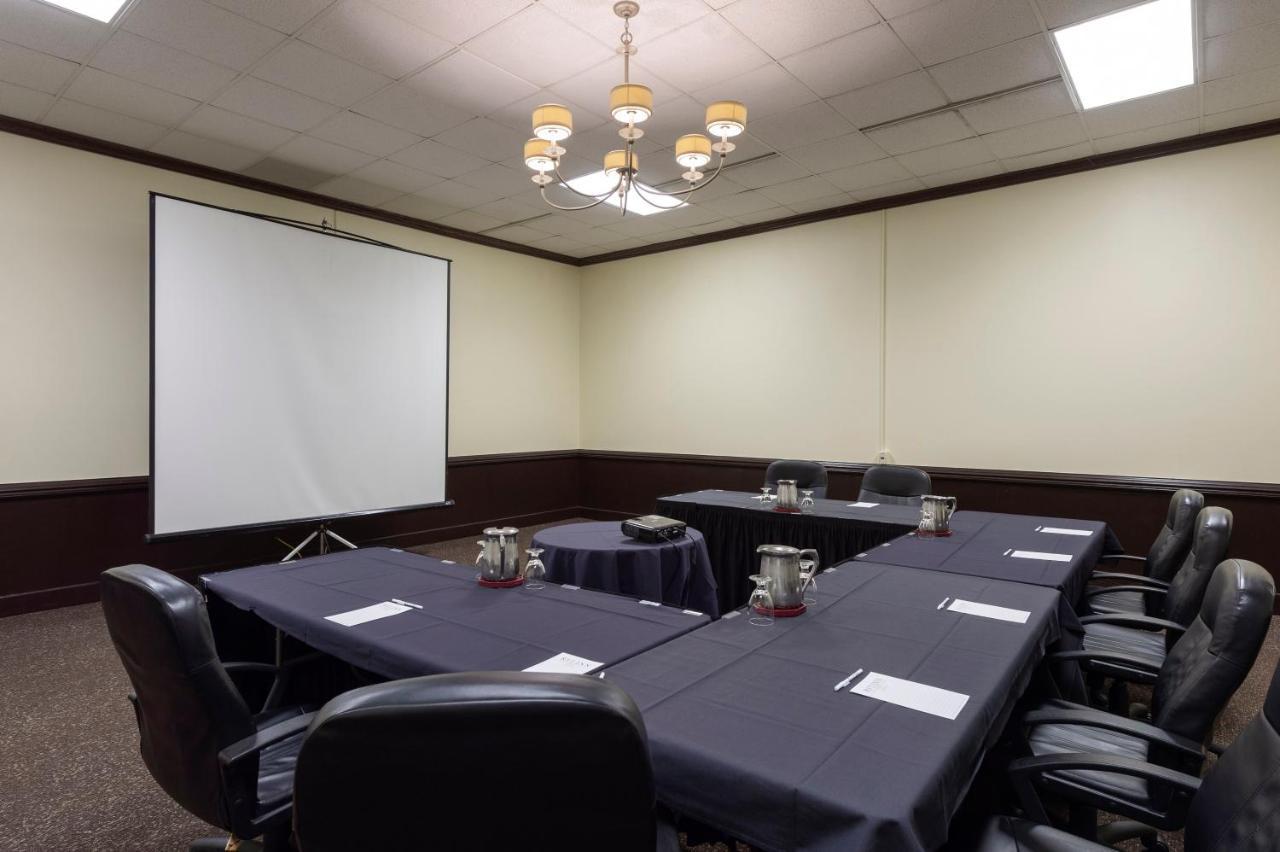 הנרייטה Rit Inn & Conference Center מראה חיצוני תמונה
